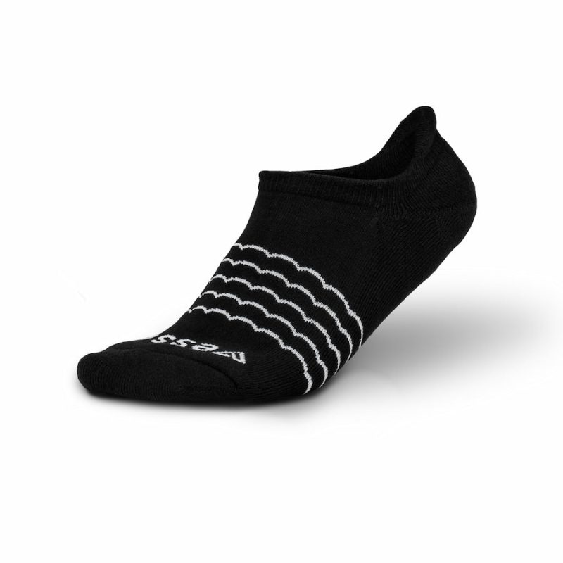 BlackAnkleSockWhiteBG Shadow